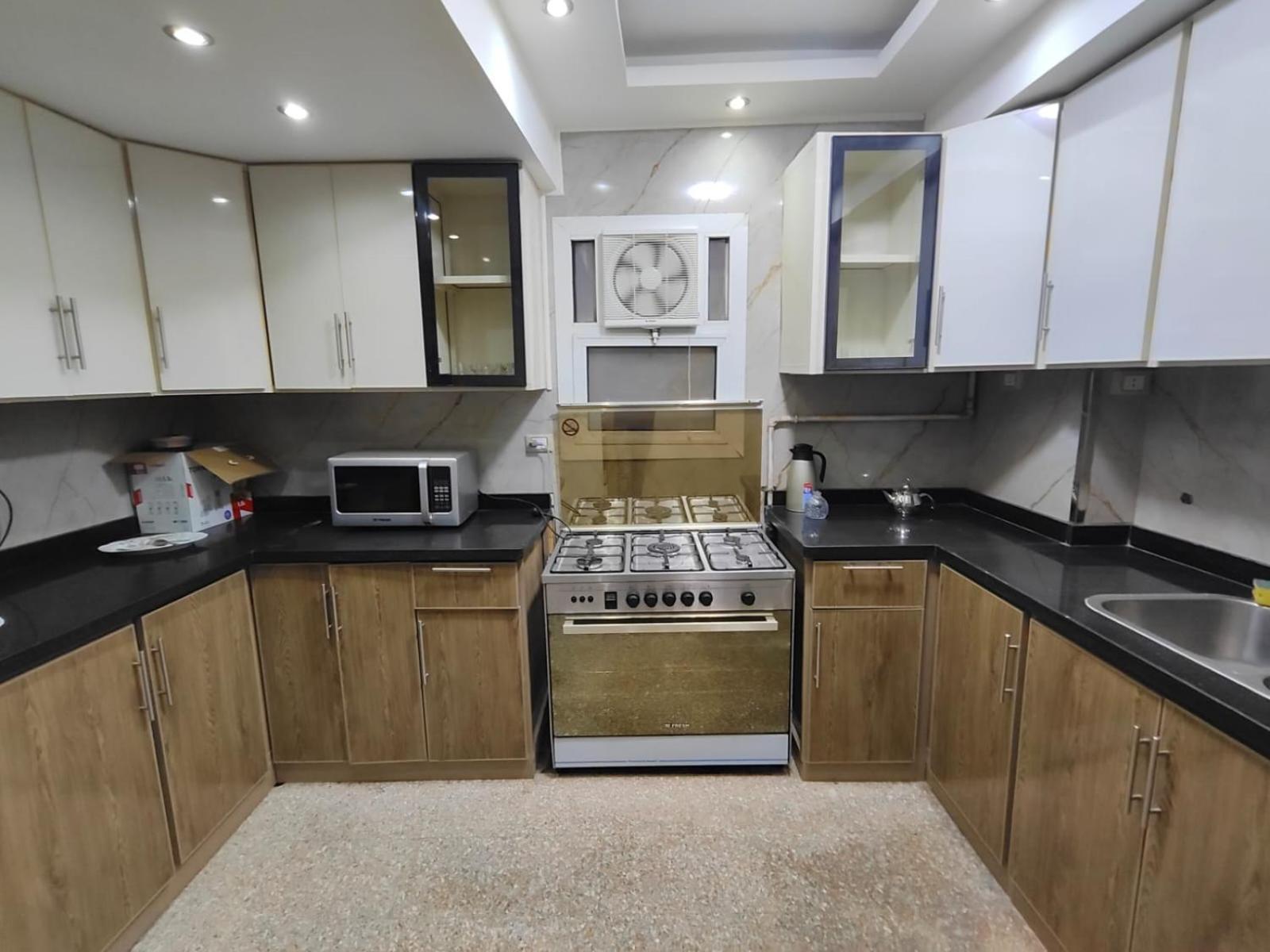 Apartment مفروشة تطل علي النيل مباشره *