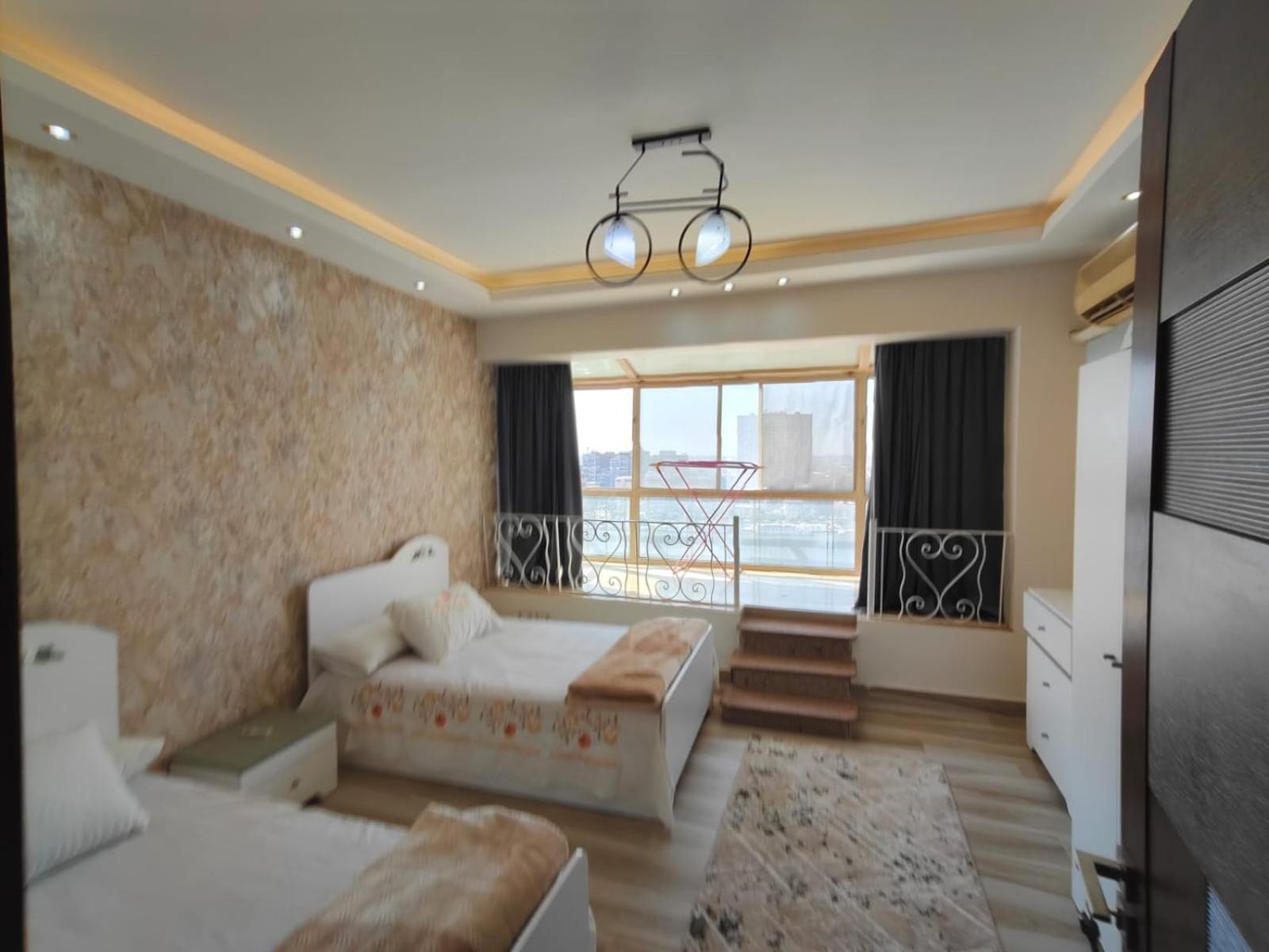 Apartment مفروشة تطل علي النيل مباشره